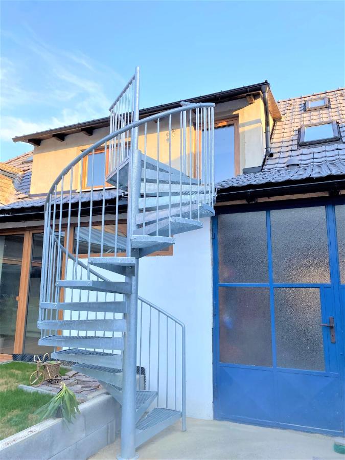 Apartmány na dolním konci Němčičky - B&B Němčičky