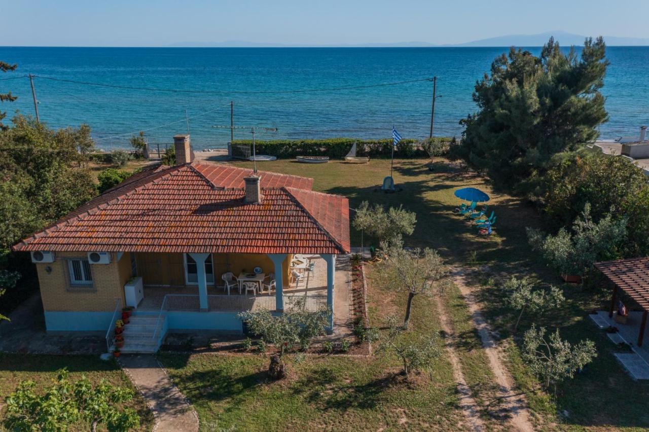 Metochi Beach House by RentalsPro - Nea Triglia Beach Halkidiki - B&B