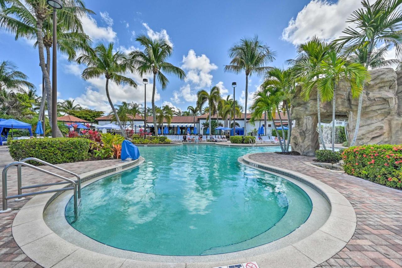 B&B Naples (Florida) - Luxe Naples Bay Resort Condo Near Fifth Ave! - Bed and Breakfast Naples (Florida)