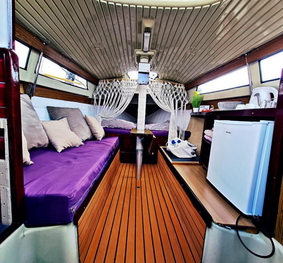 Boat Night - B&B Sarafovo