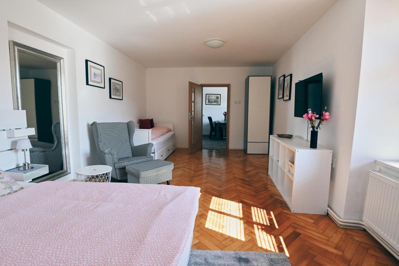 Kutna Hora new apartment - B&B Kutná Hora