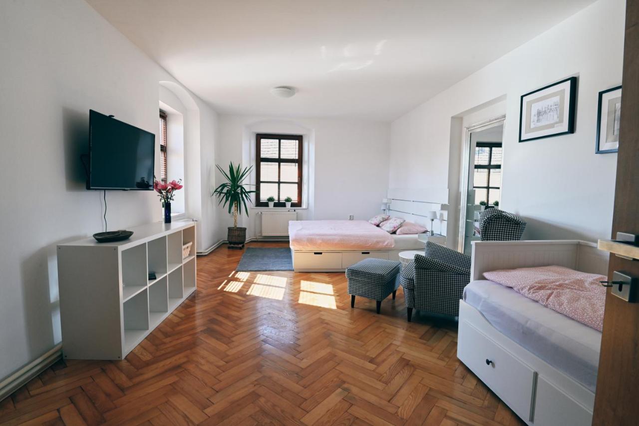 Kutna Hora new apartment - B&B