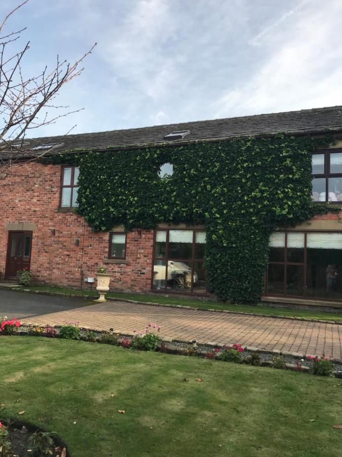 B&B Aughton - Mickering Barn - Bed and Breakfast Aughton