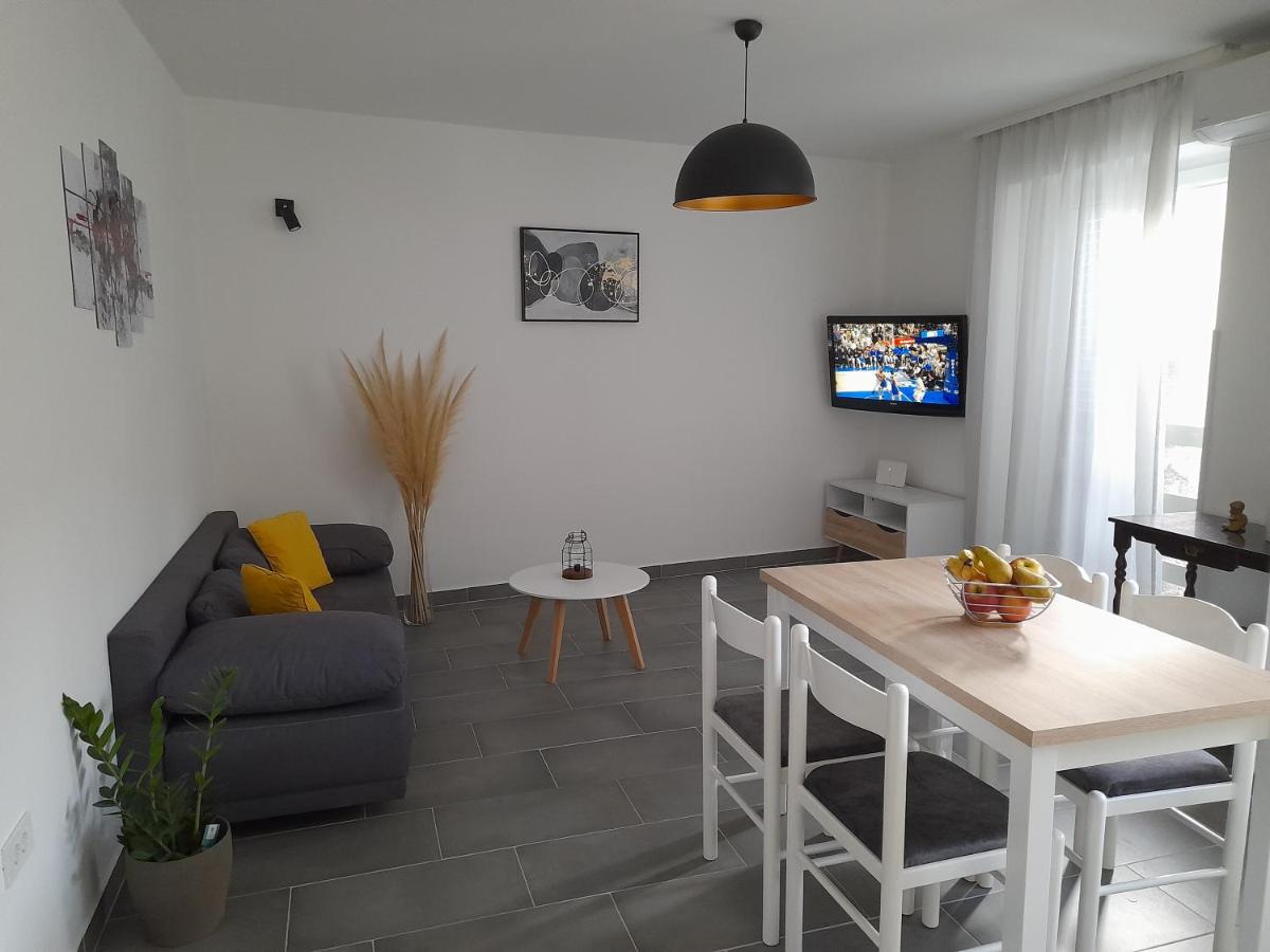 Apartman Mihaela - Chambres d’hôtes Rab