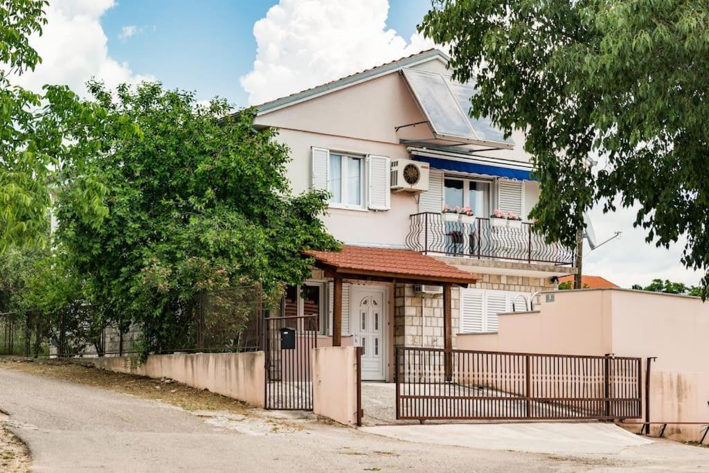 Holiday home Goranka - Ferienwohnung