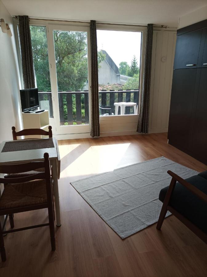 Studio tout confort au bord du lac d'Estey avec parking privé - Ferienwohnung Dax