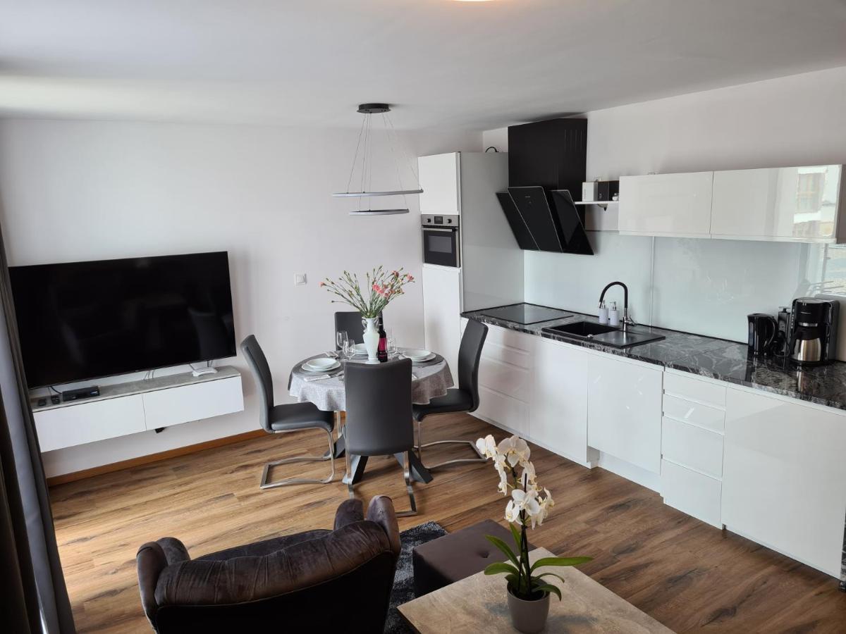 Appartamento con 2 Camere da Letto