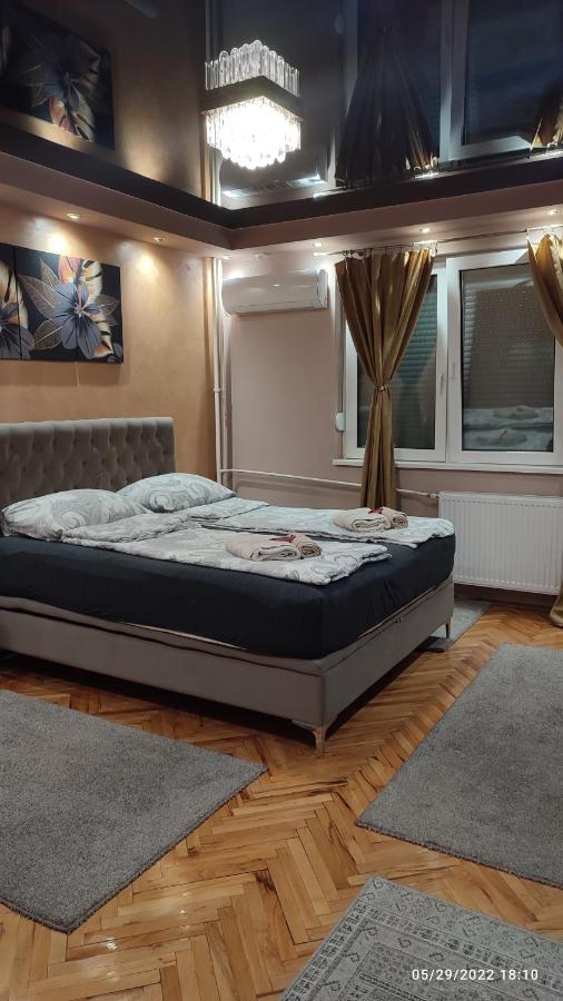 B&B Zaječar - Iva Lux apartman - Bed and Breakfast Zaječar