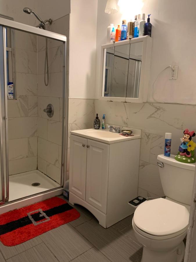 Camera Familiare con Bagno in Comune