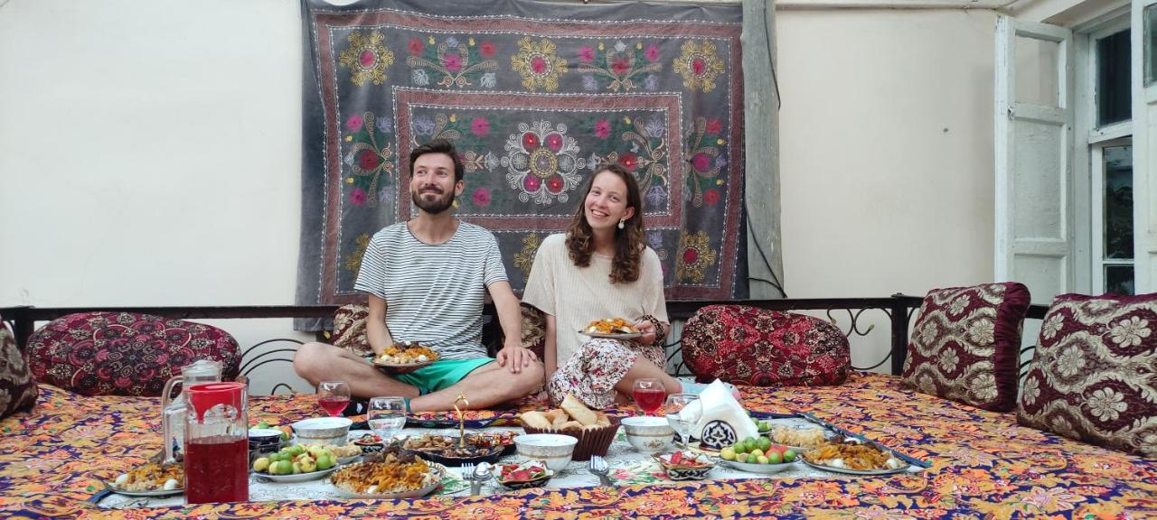 Nurobod Guesthouse - Ferienwohnung Buchara