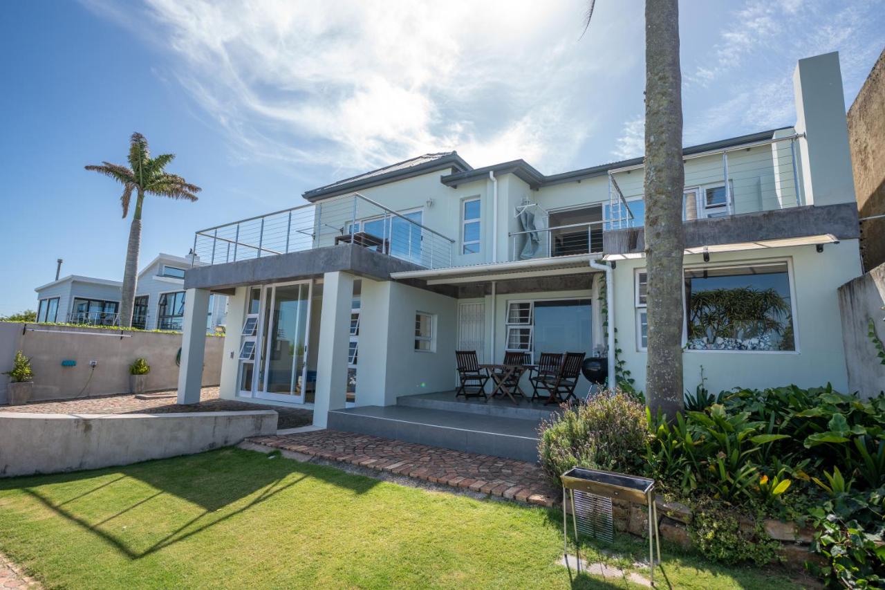 Appartamento con 1 Camera da Letto, Vista Mare e Balcone 