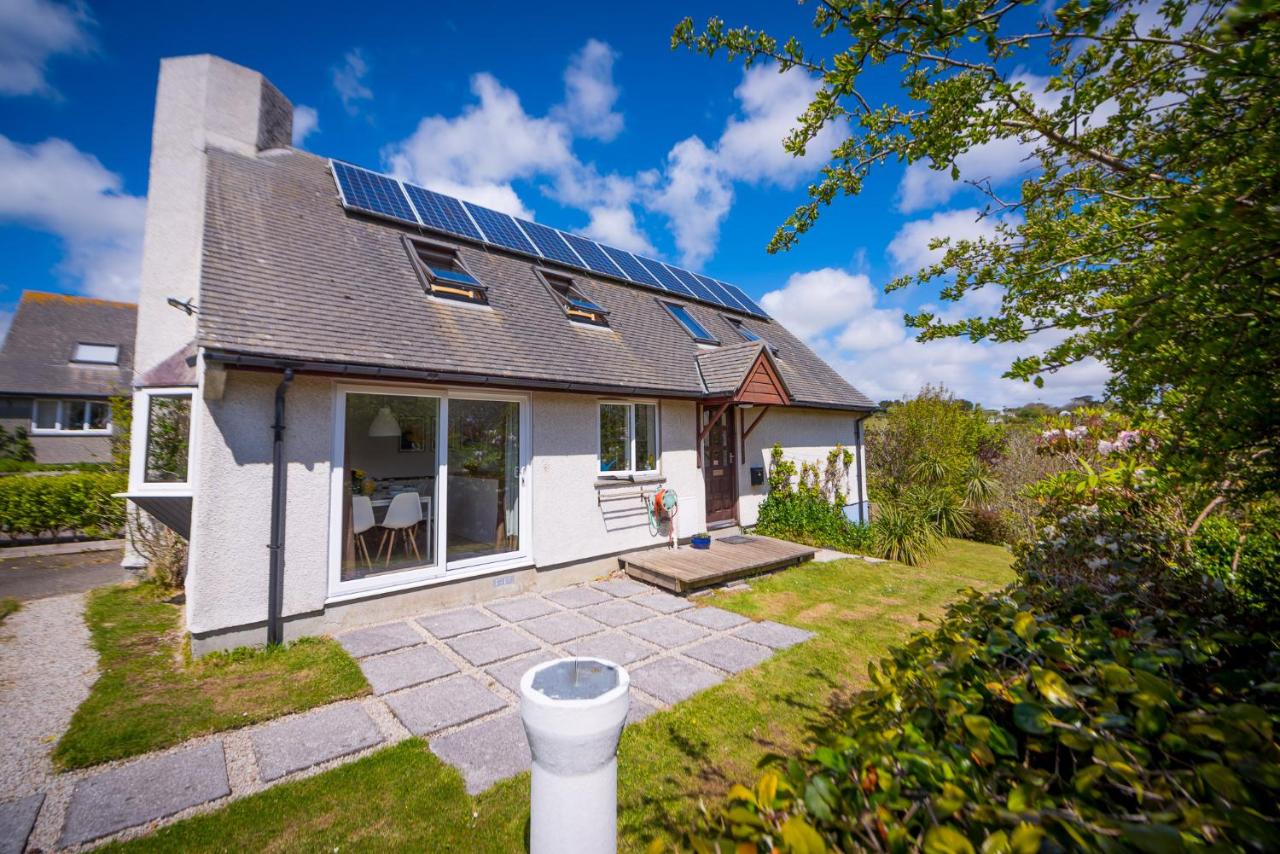 The Countryside Retreat - Sea views & Parking - B&B