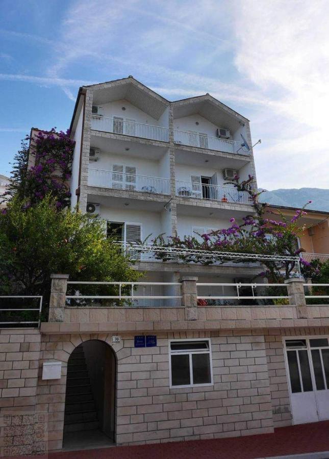 Apartman Nikolić 1 - Chambres d’hôtes Makarska