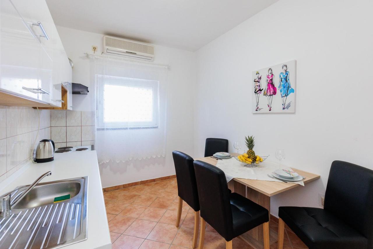 Apartman TONI - Ferienwohnung Zadar