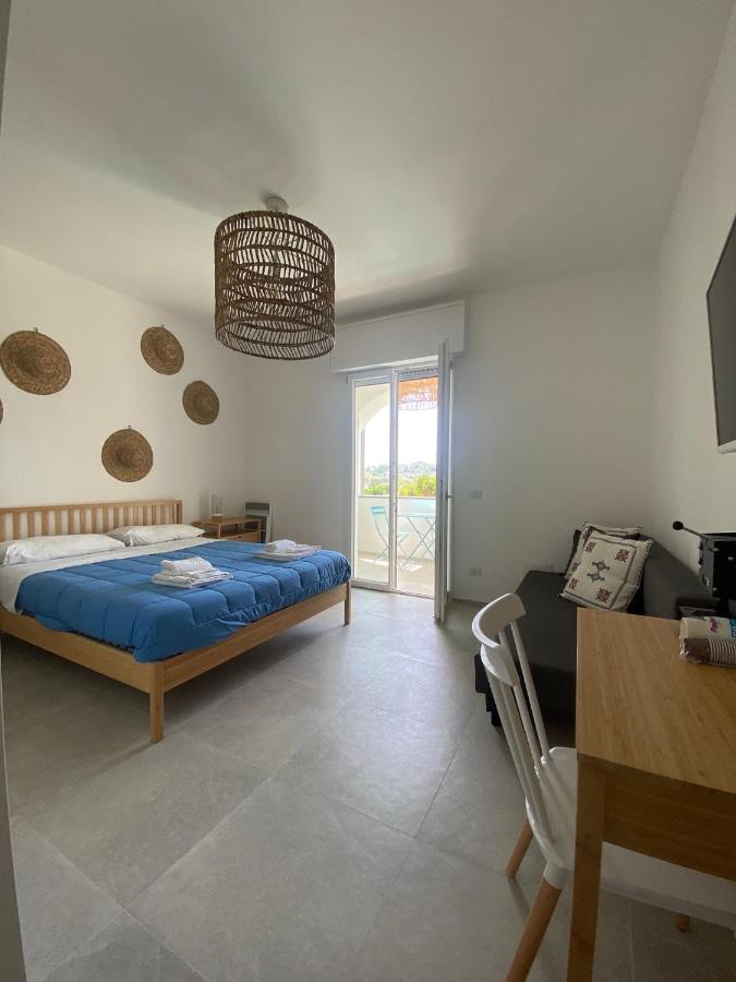 Quadruple Room with Terrace