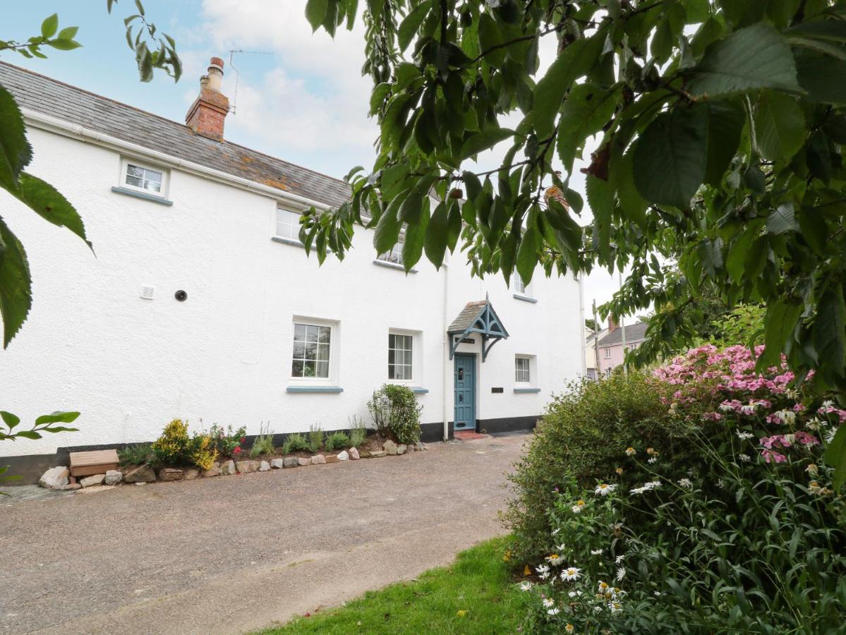 B&B Exeter - 1 Castle Cottages - Bed and Breakfast Exeter