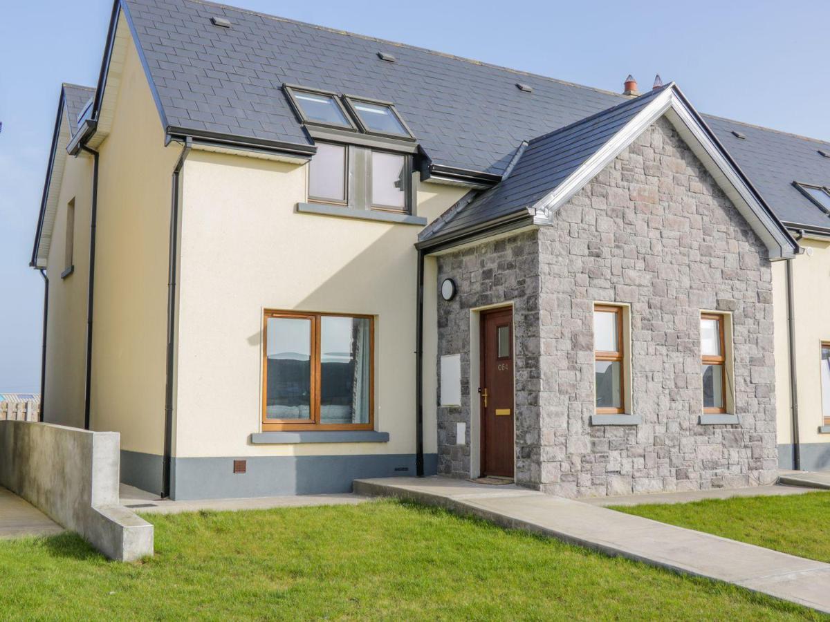 B&B Enniscrone - C64 Cahermore Holiday Village - Bed and Breakfast Enniscrone