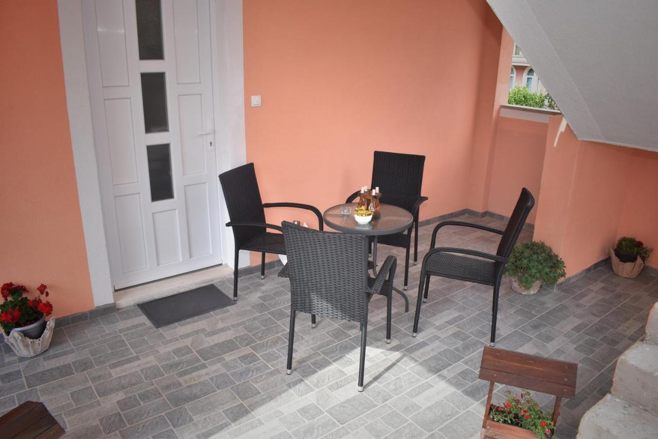 B&B Trebinje - Apartman Škiljević 2 - Bed and Breakfast Trebinje