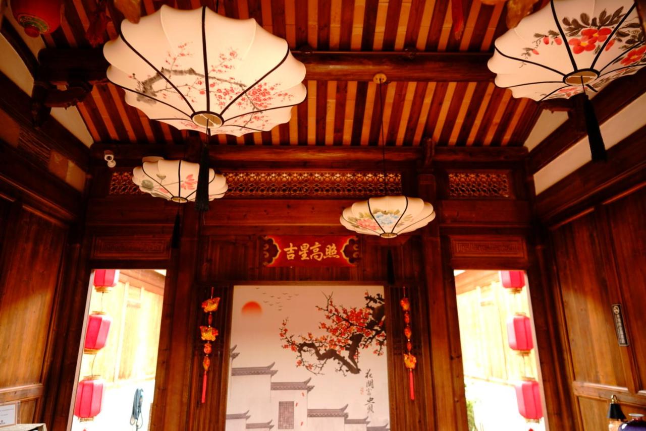 新龍頭古厝本館 Shin Long Tou B&B - B&B
