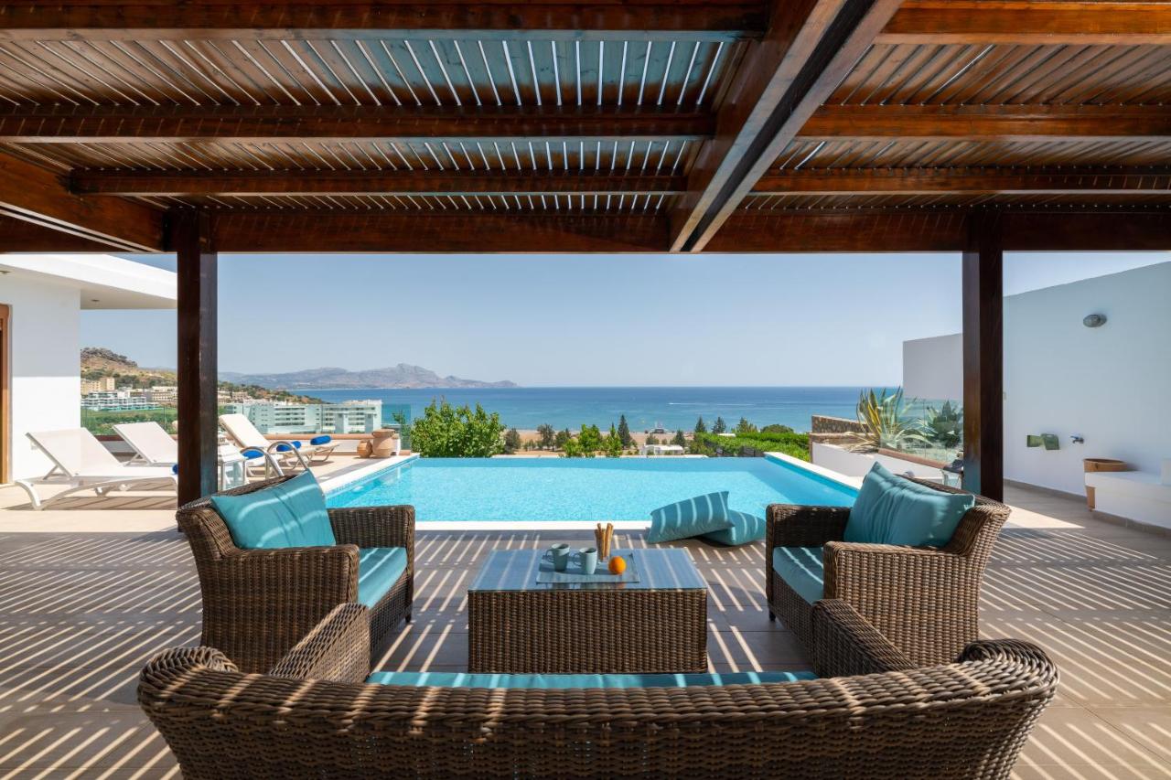 Villa Milena with private pool, Vlicha beach Lindos - B&B