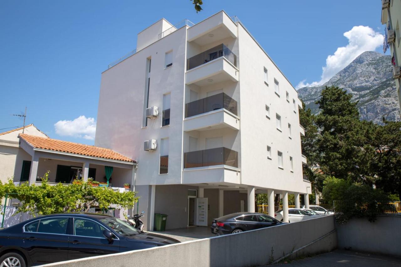 Apartman Lea Makarska - Chambres d’hôtes
