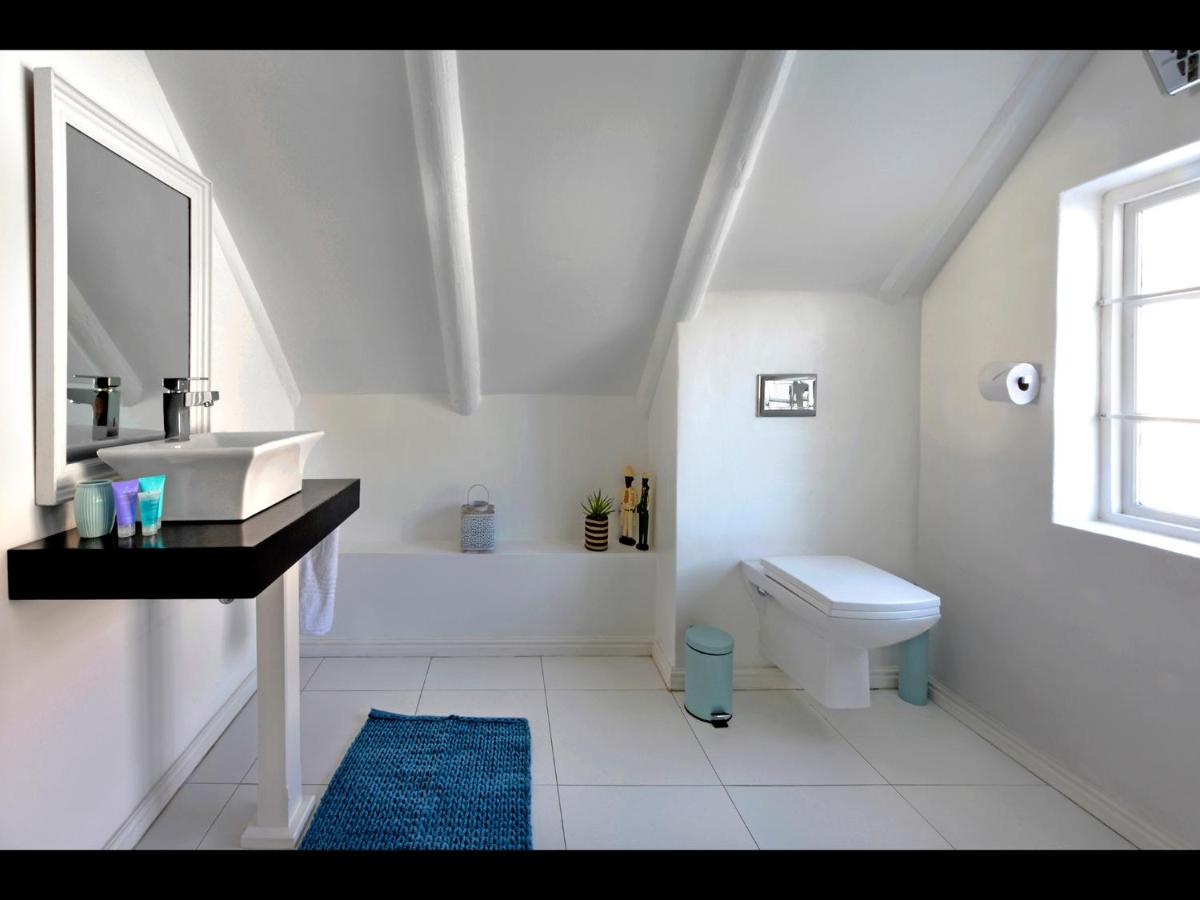 Luxury King Room 2