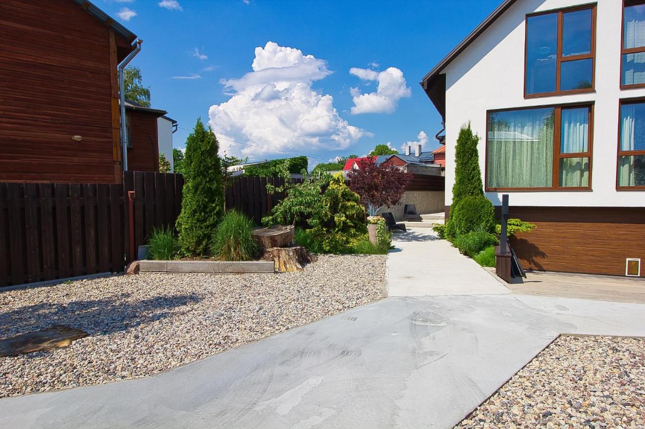 LUX Apartment - Ferienwohnung Pernau