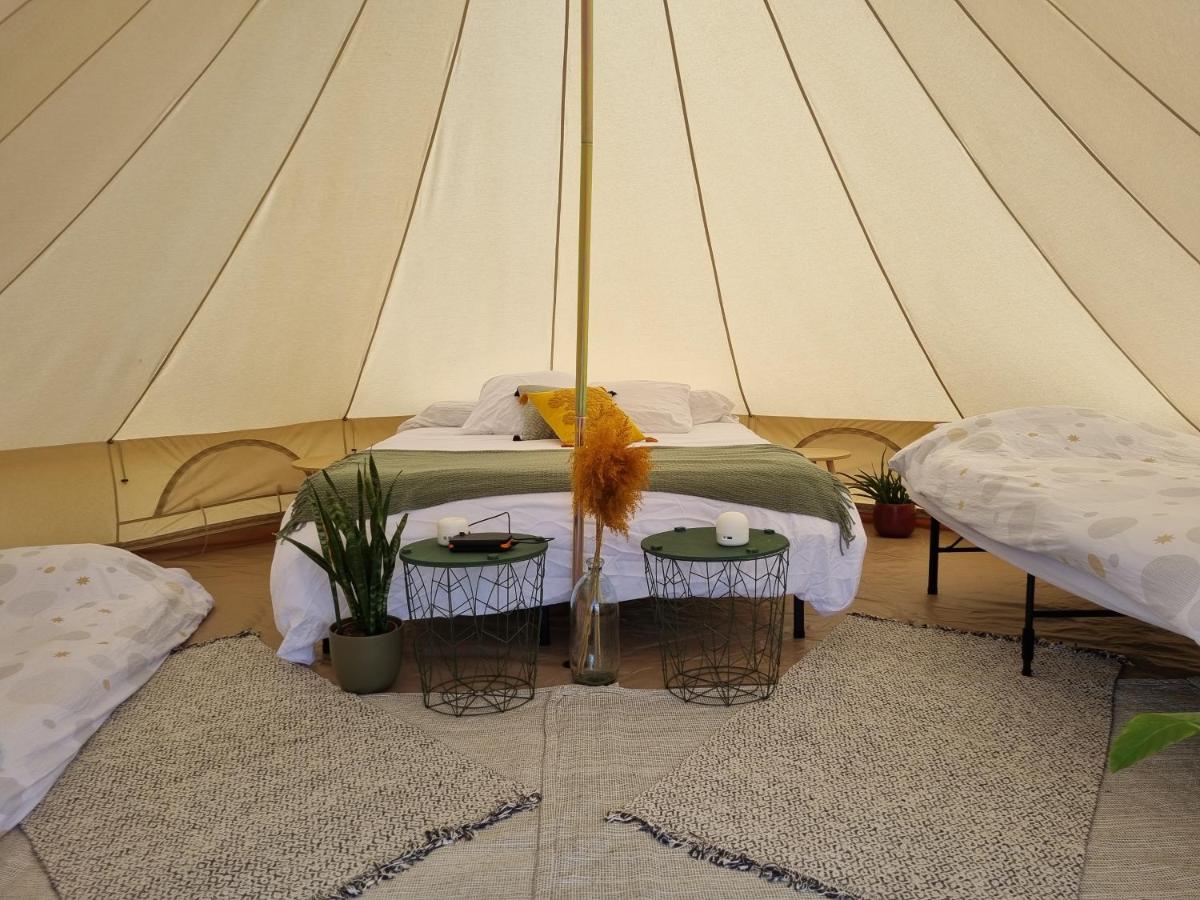 Tent 2