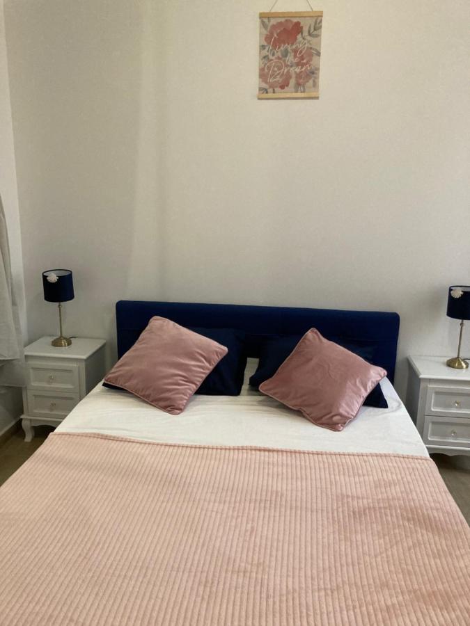 Charmant F4 proche de la gare Saint Charles - B&B