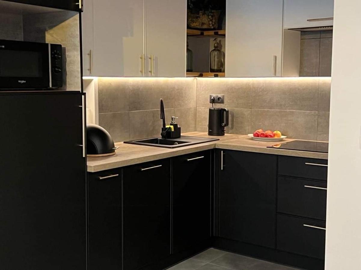 “ApartCalm - like at Home” – close to Subway - B&B Warsaw