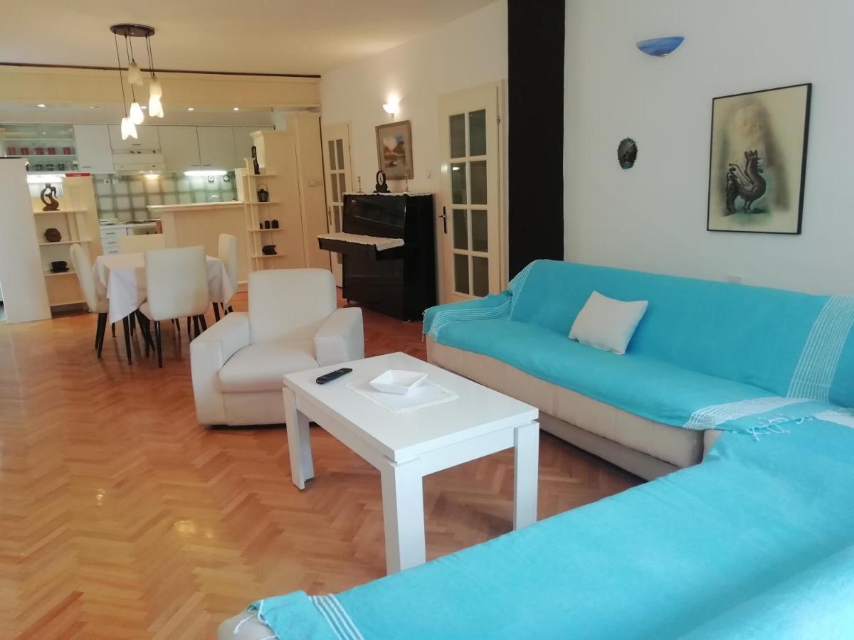 B&B Gevgelija - Pine Apartment - Bed and Breakfast Gevgelija