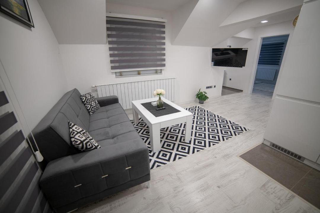 Konka Apartment Tuzla - Ferienwohnung Tuzla