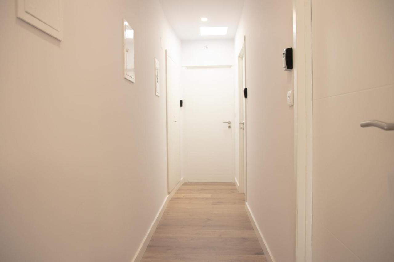 Apartment mit Balkon