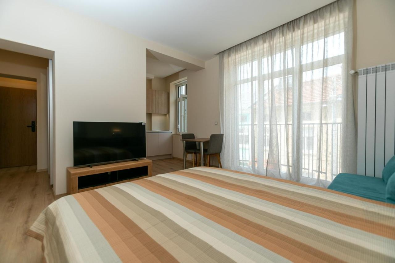 Deluxe Double Room with Extra Bed