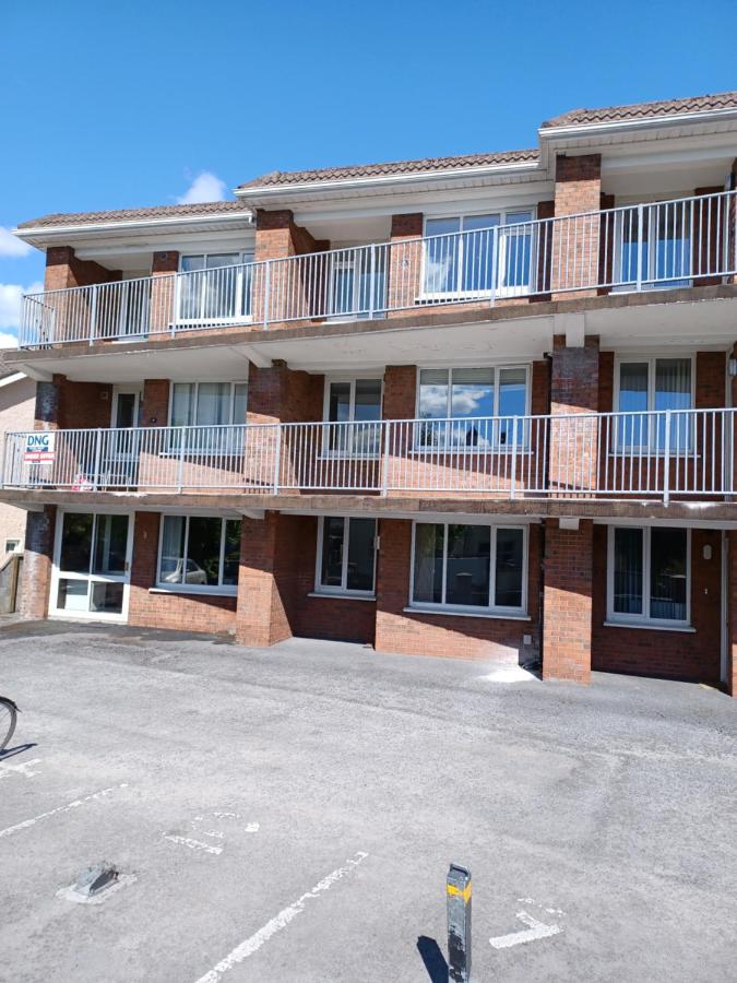 NewcastleCourt3 - B&B