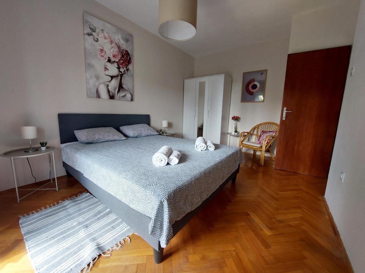 Two-Bedroom Apartment with Balcony and Sea View