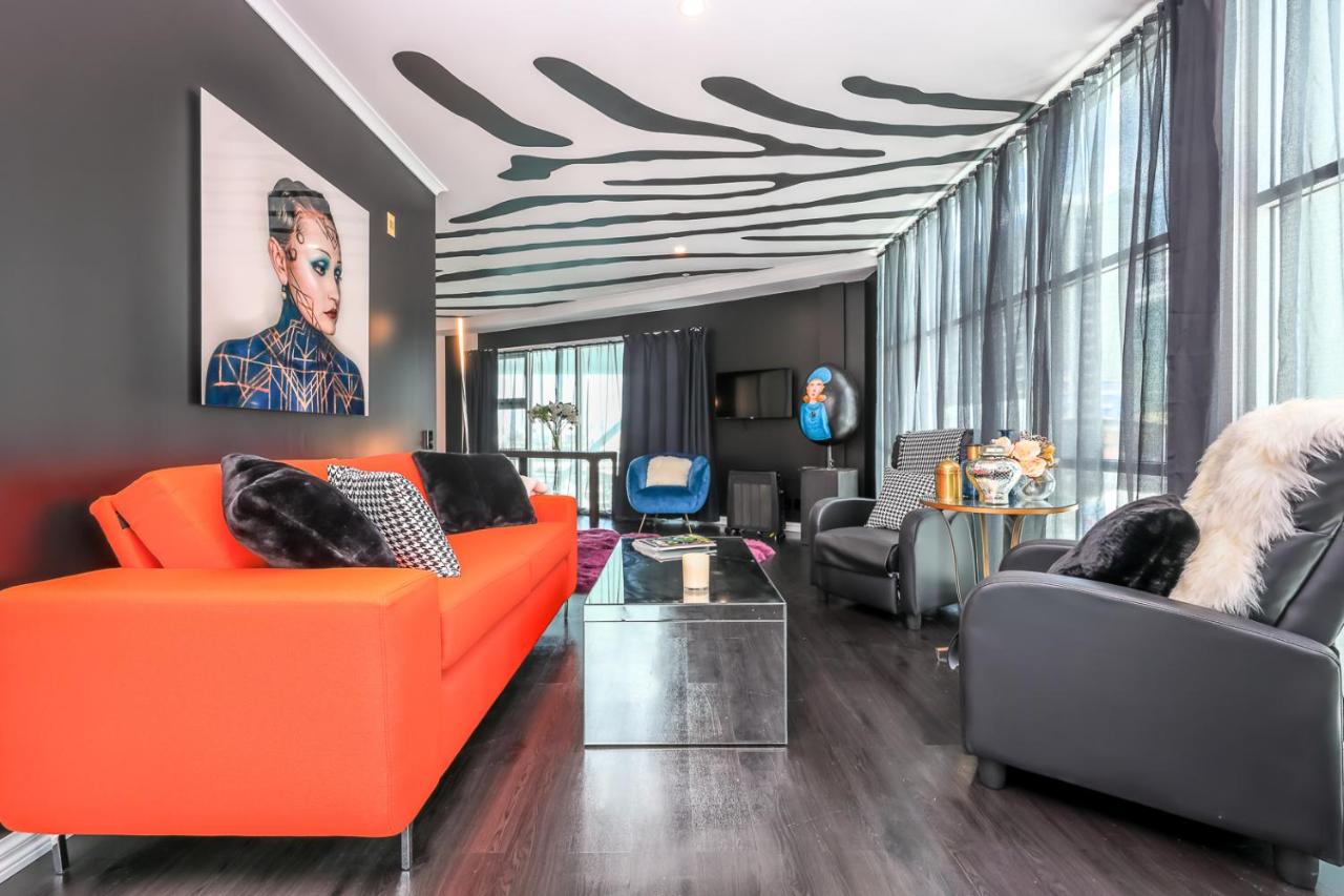 QV Stylish Water View Studio in CBD -1125 - B&B Auckland