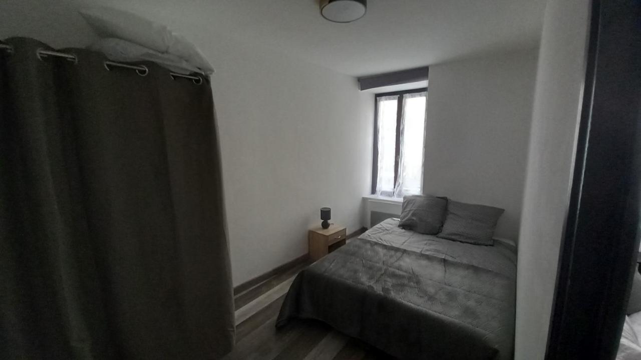 Saint-flour appartement au cœur de la ville - B&B