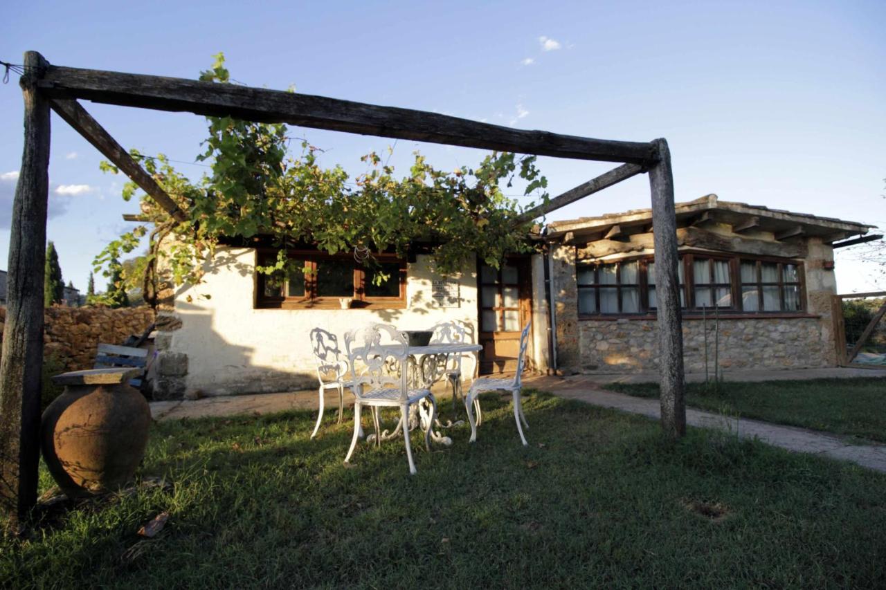 Casita con jacuzzi - Rectoria de Dosquers - Ferienwohnung Maià de Montcal