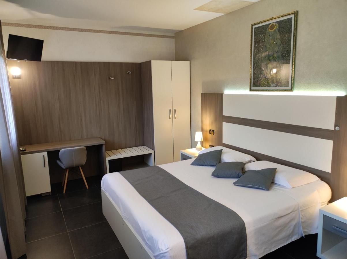 Double or Twin Room with Private Bathroom