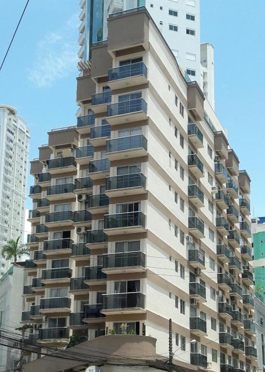 AP 507 UMA QUADRA DO MAR - Ferienwohnung
