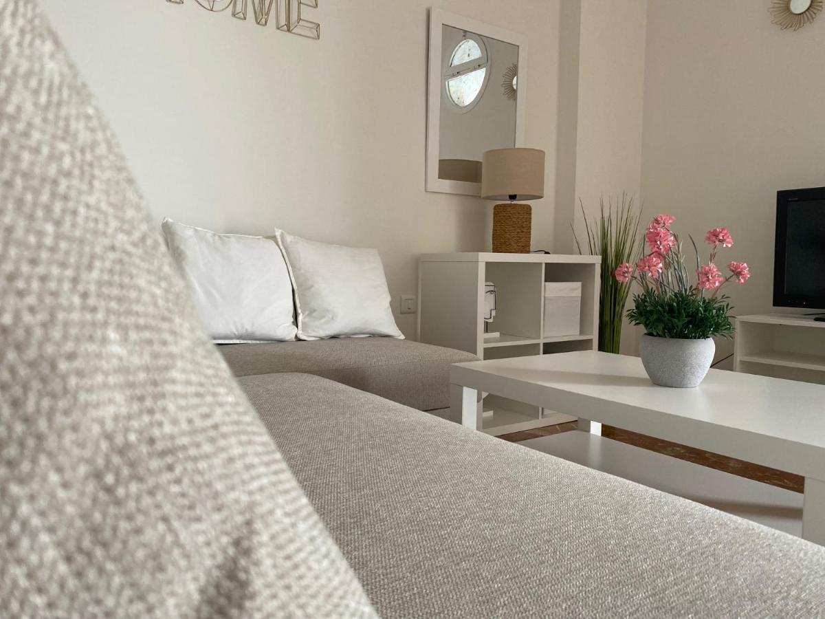 APARTAMENTO PLAZA ESPAÑA - Bed and Breakfast Écija