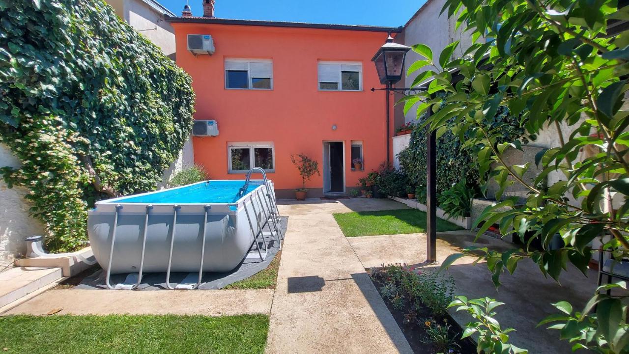 Villa Secret Gardens - B&B