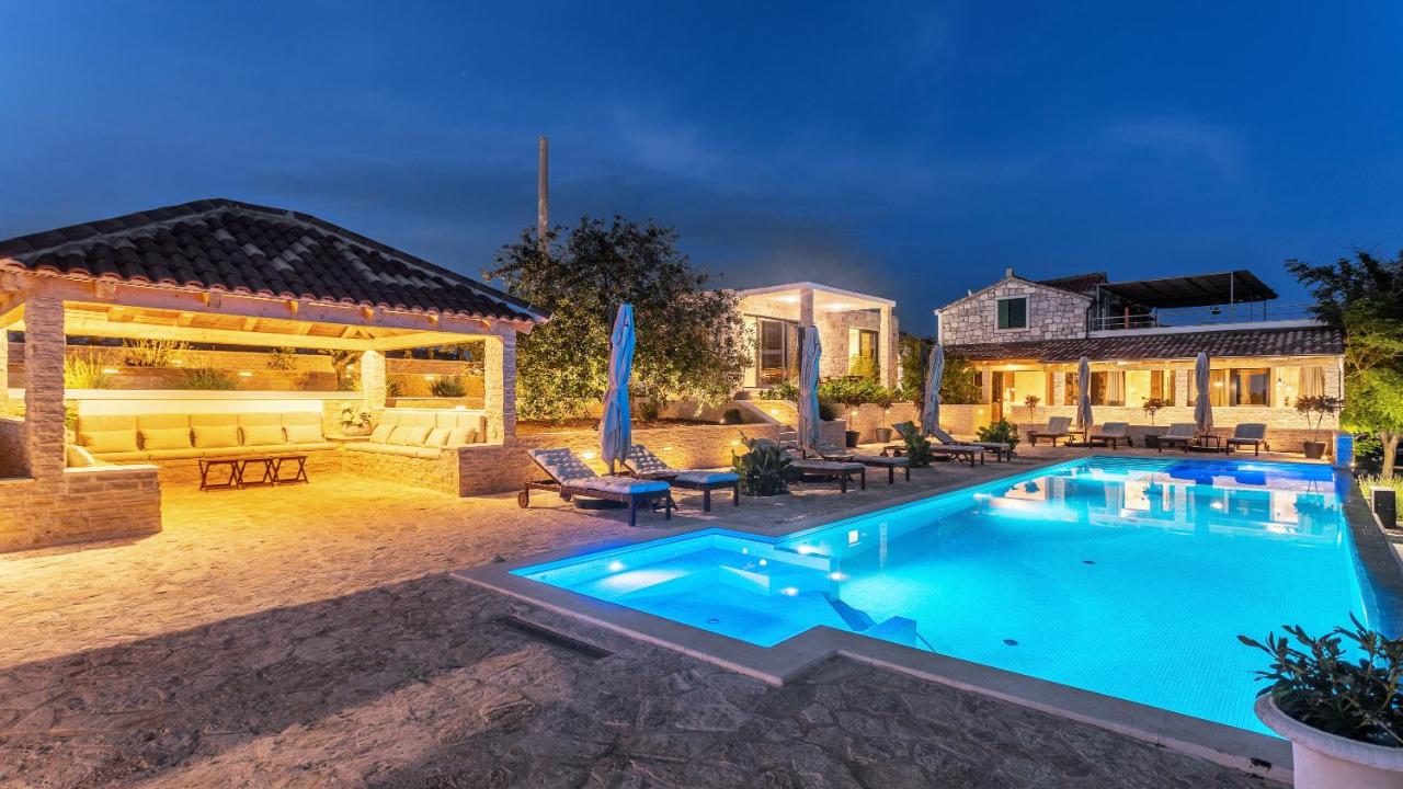 Vidikovac Levanda Luxury Apartments - Bed and Breakfast