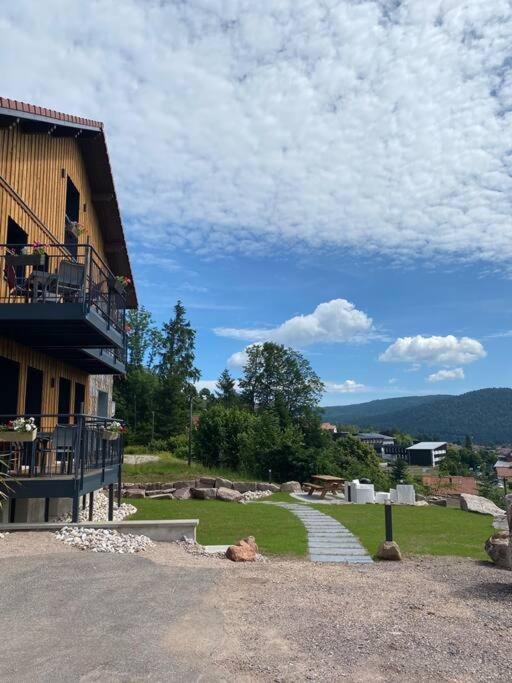 La reine appartement pour deux personnes avec magnifique vue et jacuzzi - Ferienwohnung
