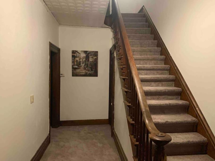 The Navy 2 - B&B