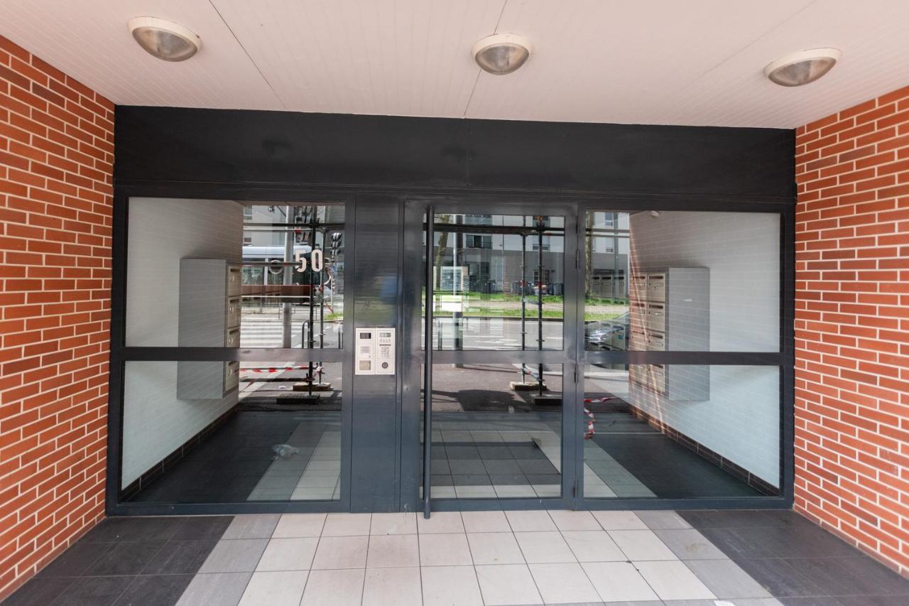 T3 Flat Moderne sur 2 étages Metro Parking Free Entrance autonome - B&B
