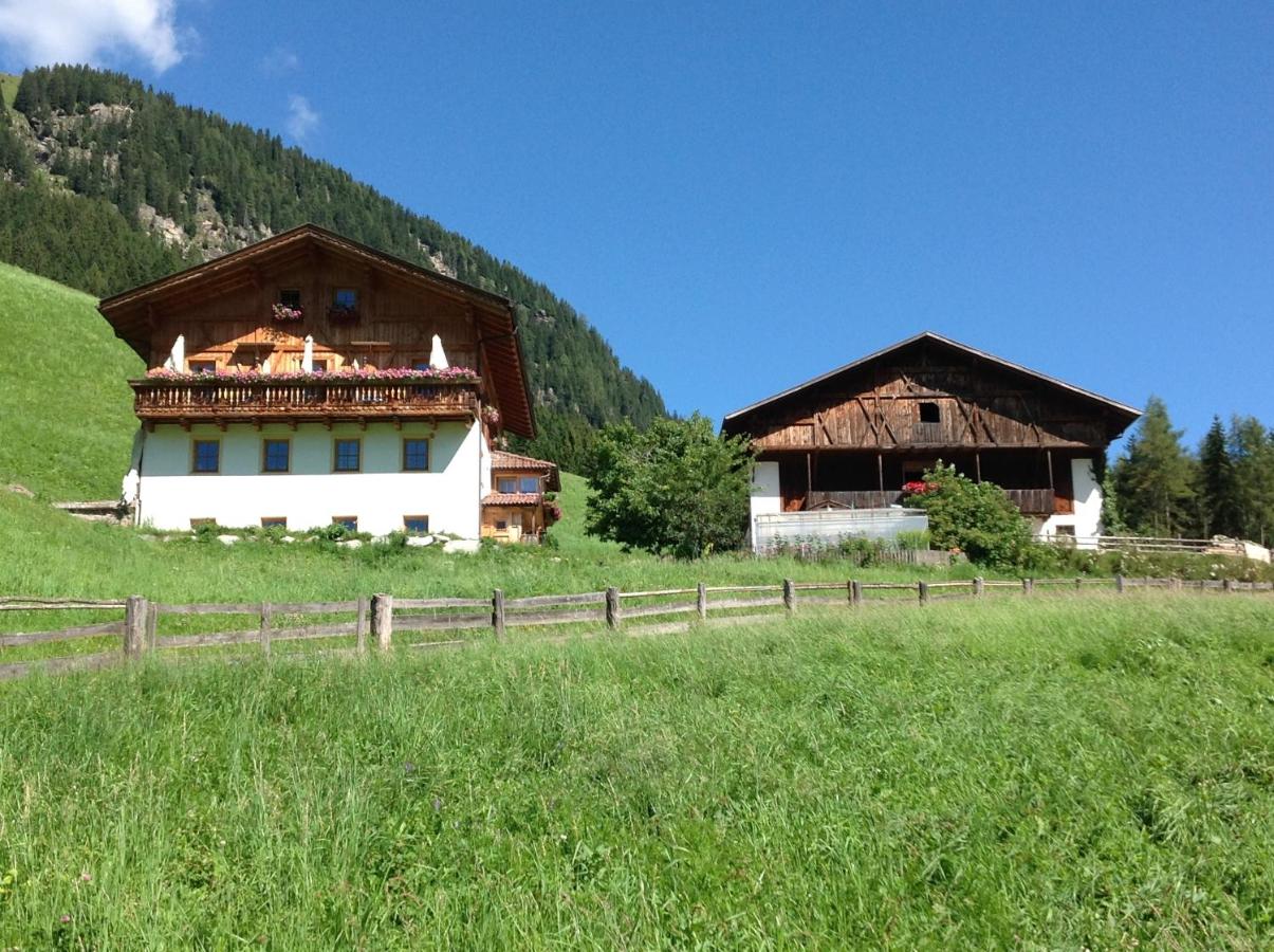 B&B Sarntal - Biohof Hamann - Bed and Breakfast Sarntal