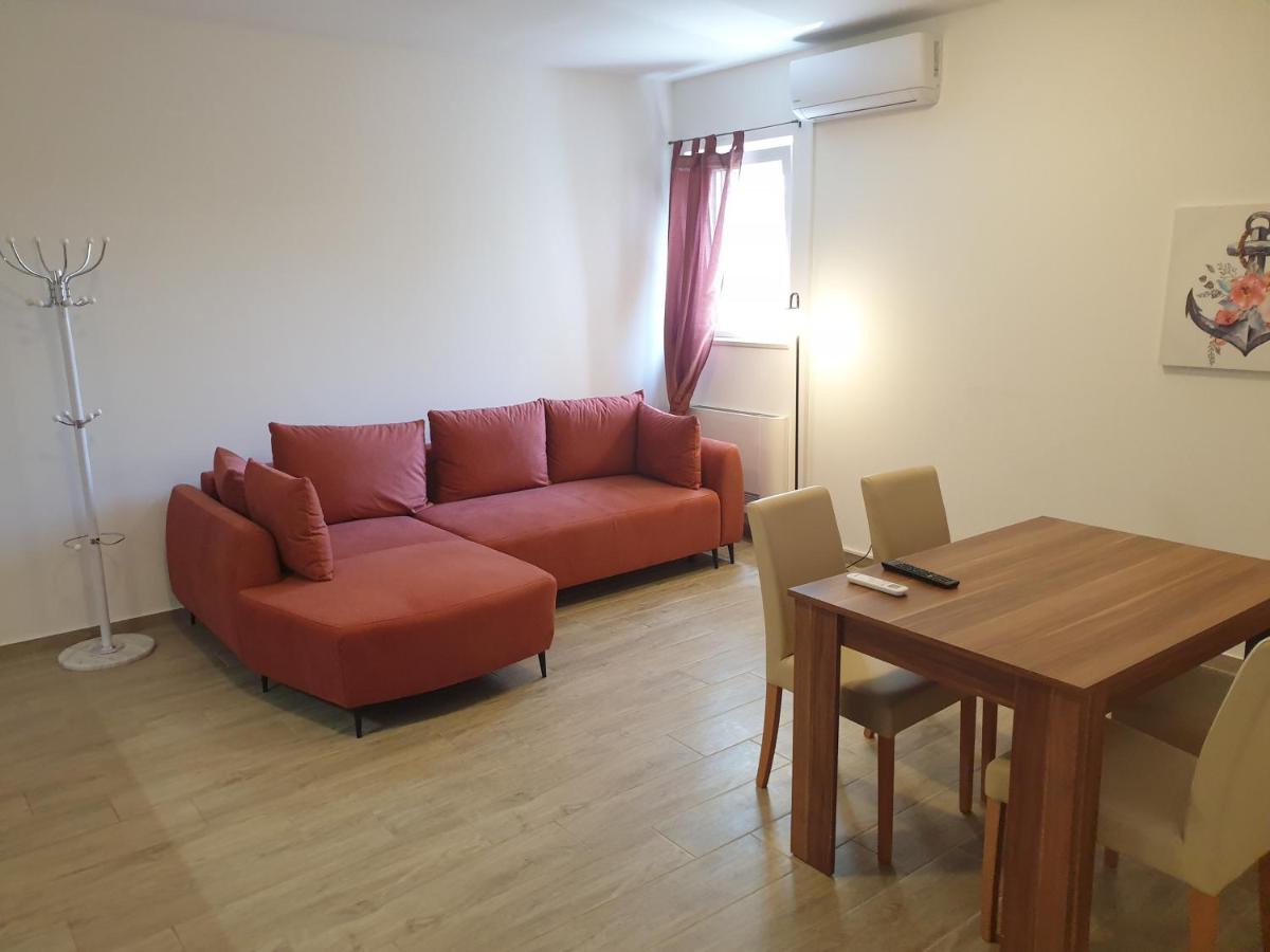 Vierpersoonskamer met Badkamer