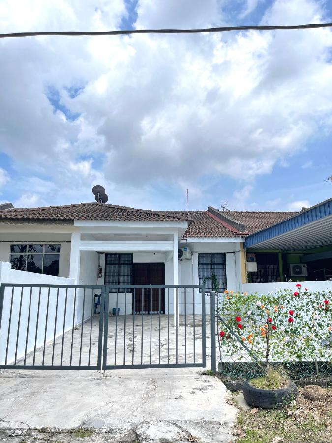 Cozy 18 Entire 3 Bedroom @Alma Bukit Mertajam - B&B Bukit Mertajam
